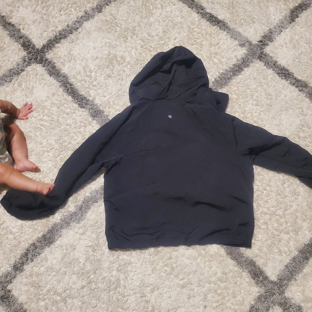 Lululemon cropped jacket